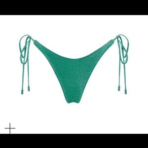 Jade bottom